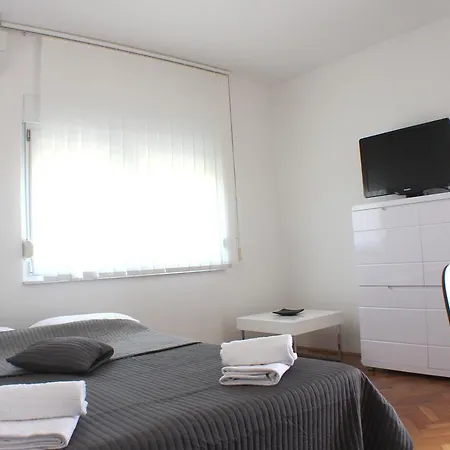 Apartment Robert