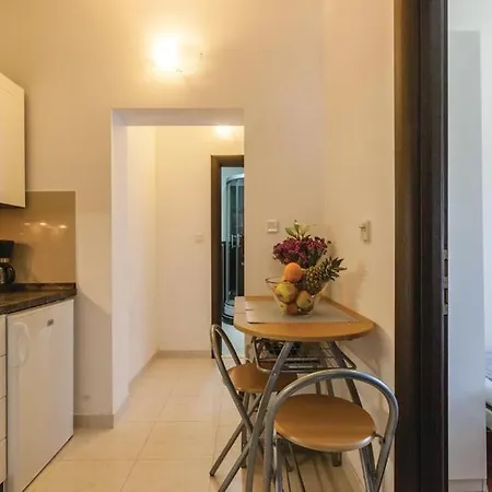 Apartamento Robert *