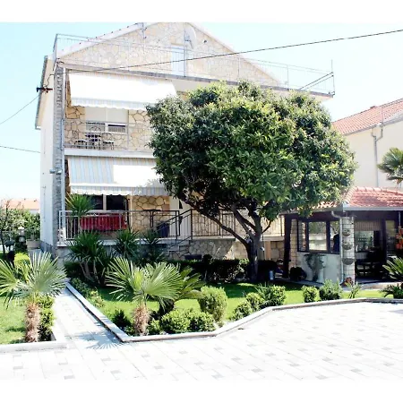 Robert Apartment