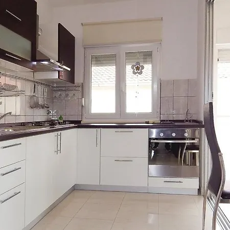 Robert Apartment Kastela